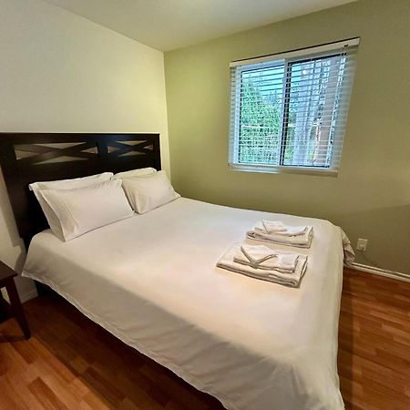 North Nanaimo Gem - Garden-View Room With Private Ensuite Eksteriør bilde